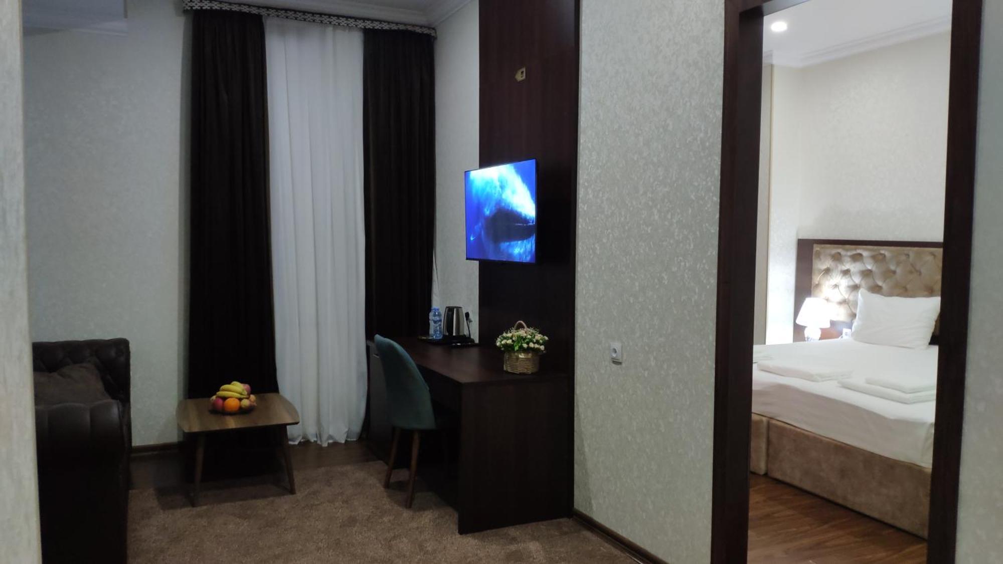 Grand Turon Plaza Hotel Ташкент Екстер'єр фото