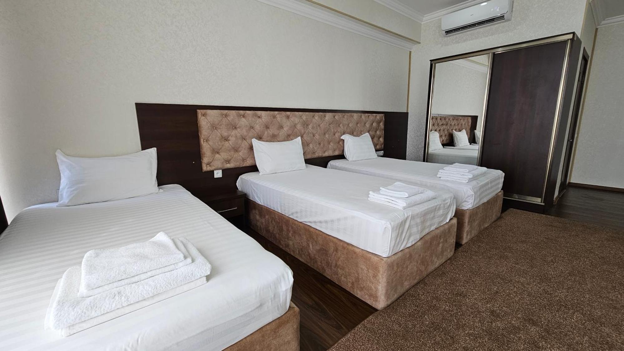 Grand Turon Plaza Hotel Ташкент Екстер'єр фото